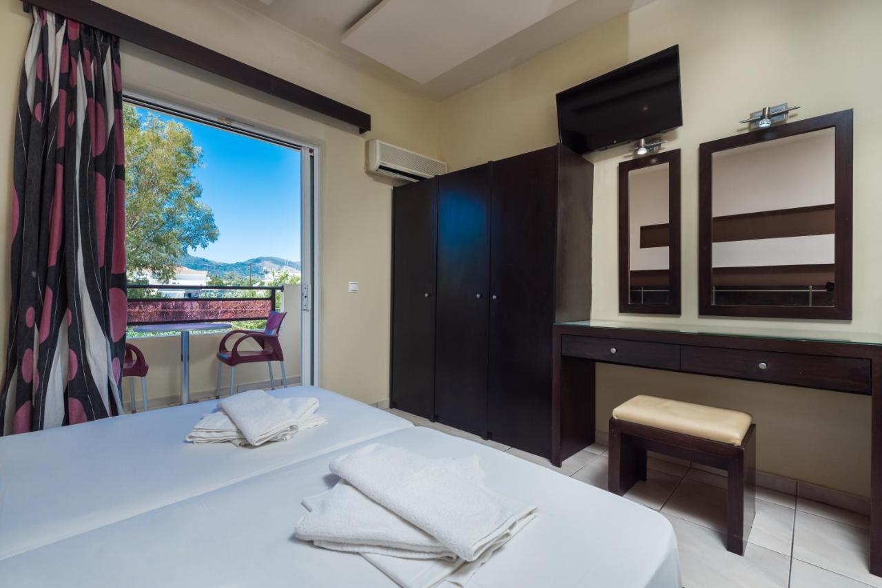 Canadian Hotel Laganas Zewnętrze zdjęcie