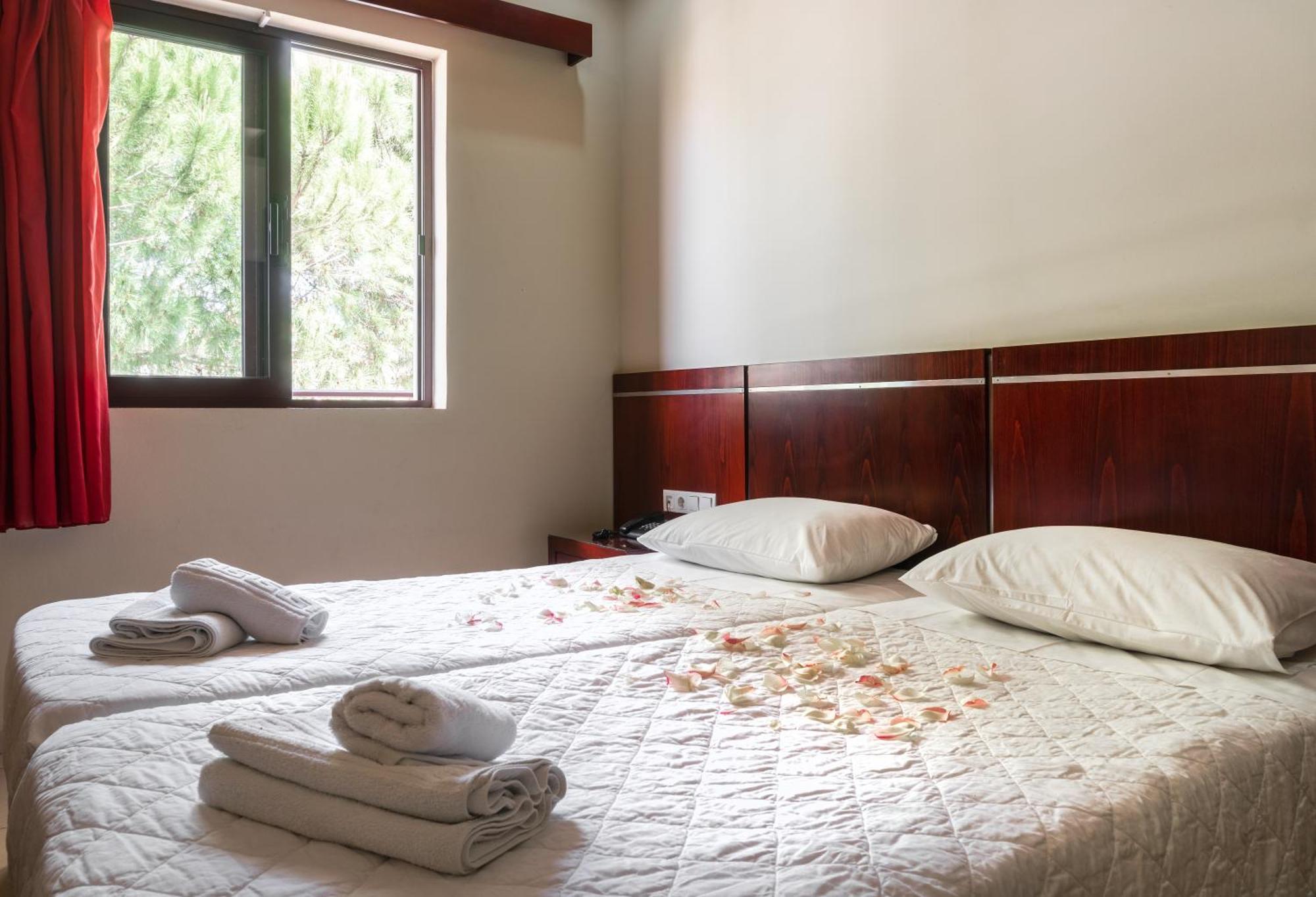 Canadian Hotel Laganas Zewnętrze zdjęcie