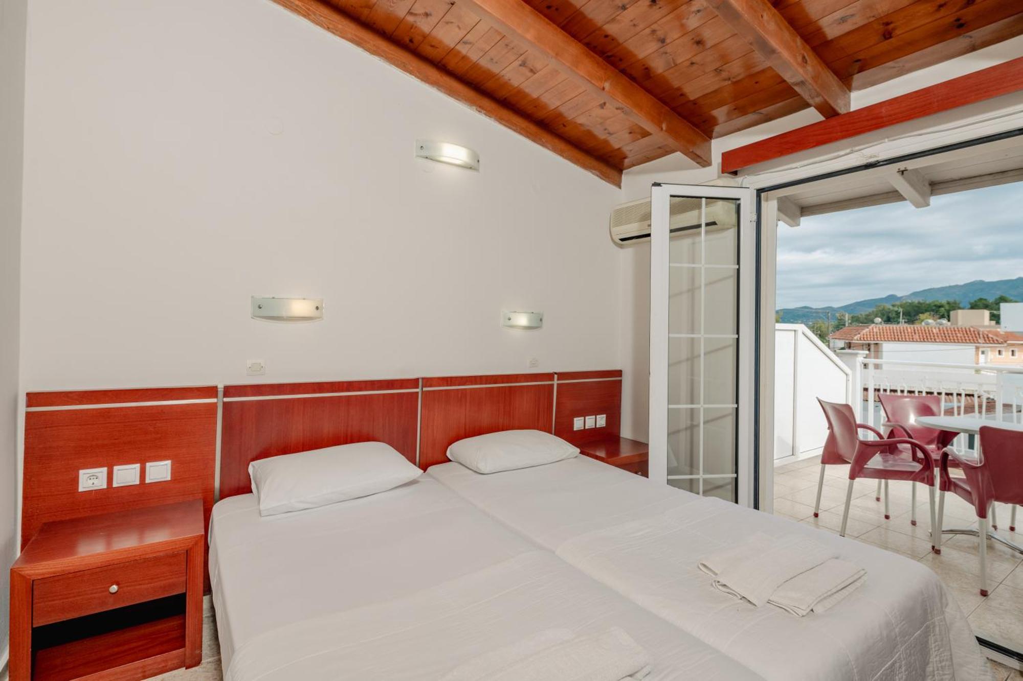 Canadian Hotel Laganas Zewnętrze zdjęcie