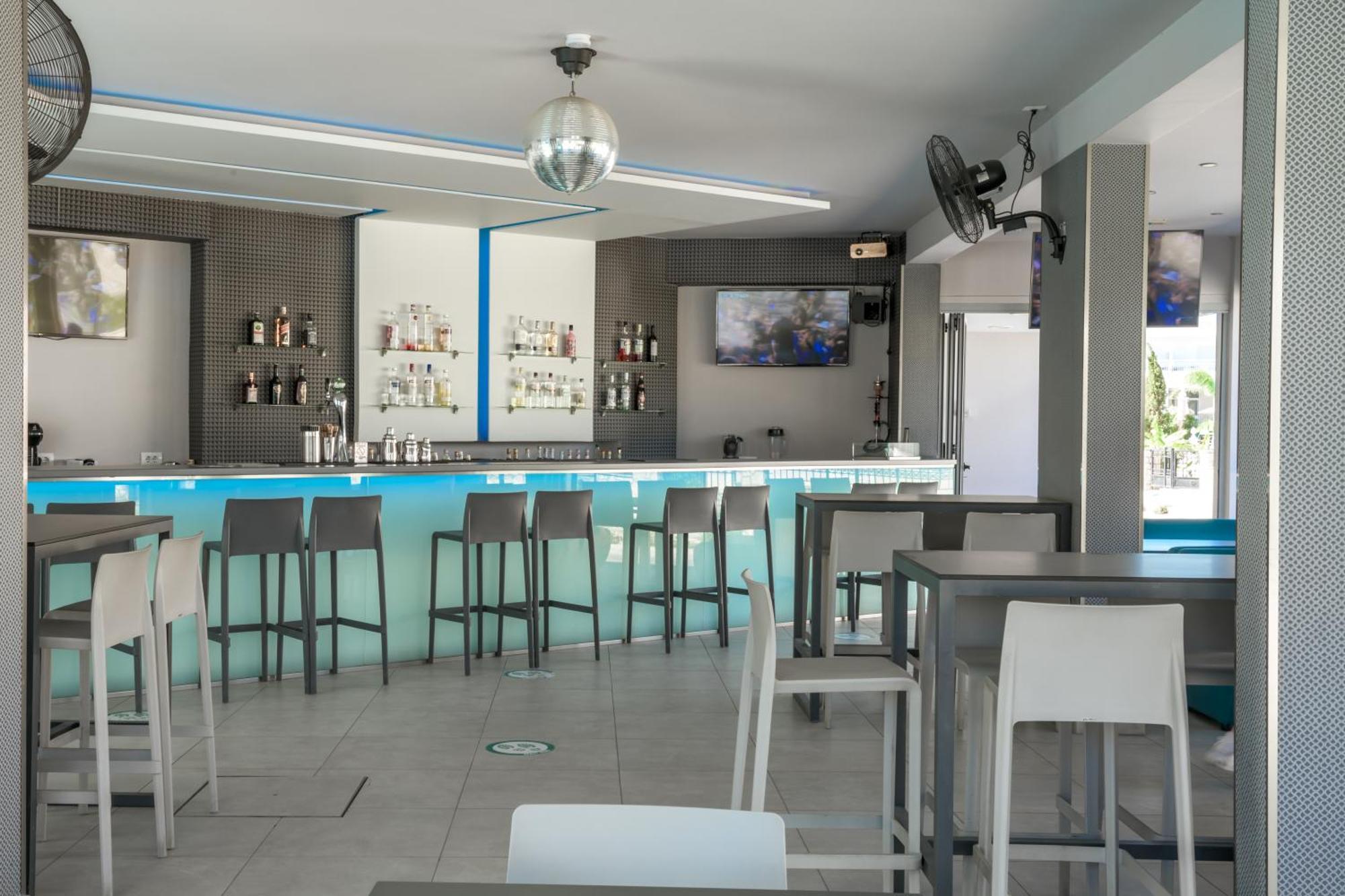 Canadian Hotel Laganas Zewnętrze zdjęcie