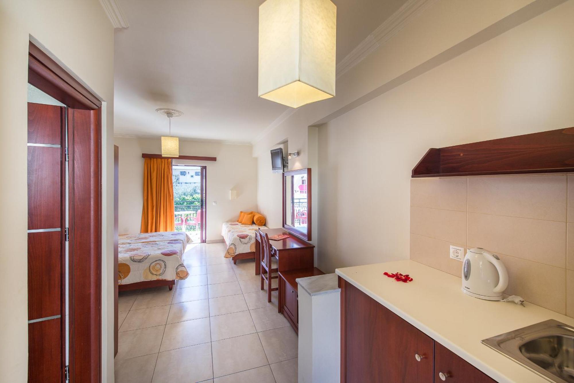 Canadian Hotel Laganas Zewnętrze zdjęcie