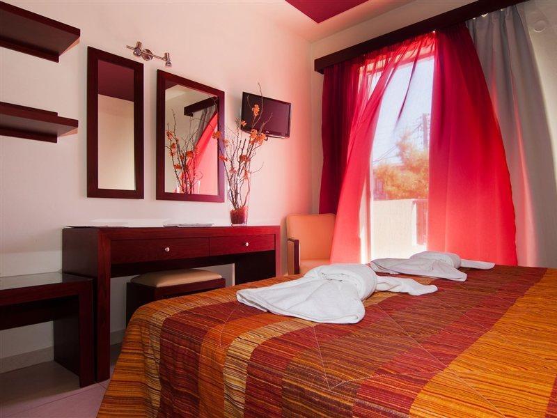 Canadian Hotel Laganas Zewnętrze zdjęcie
